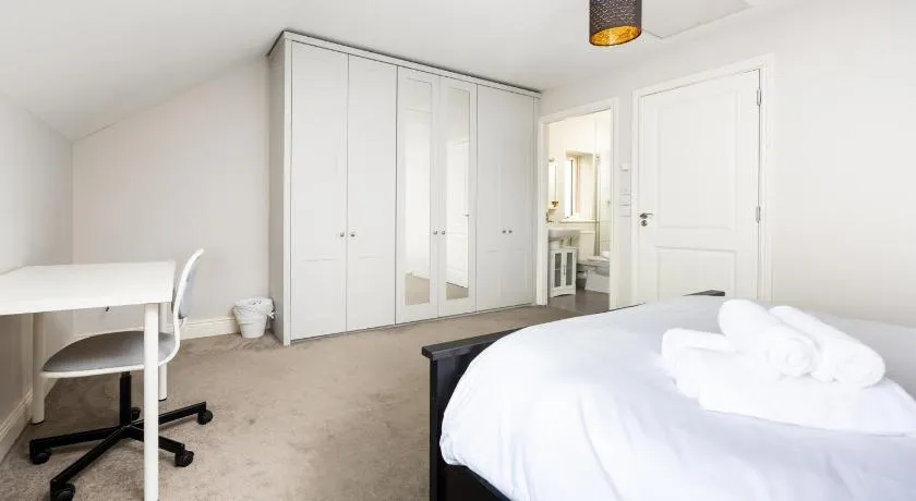Modern New Build in Dublin - Image 1
