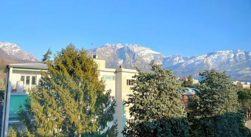 Apartment with a Mountain View - Image 1