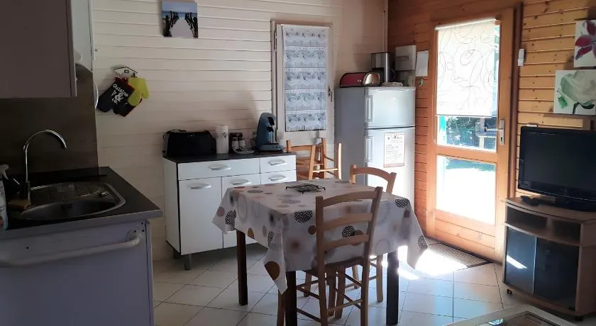 Maison de vacances Proche Arcachon - Image 1