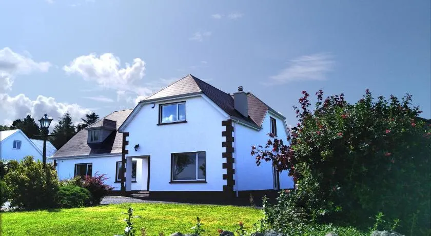 Madra Rua Organic Accommodation - Image 1
