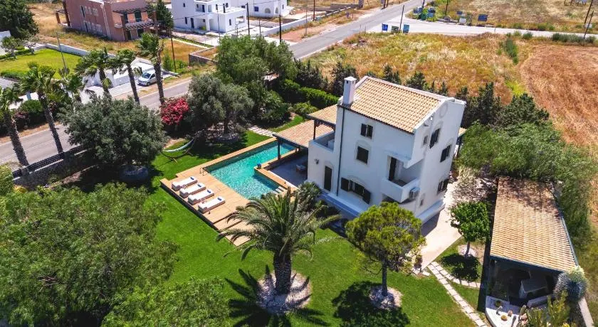Mi Casa South Rhodes - Image 1