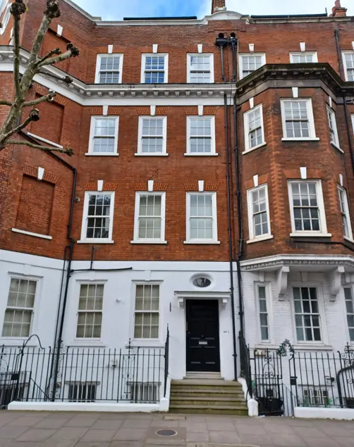 Chelsea - Sloane Avenue by Viridian Apartments - Image 1
