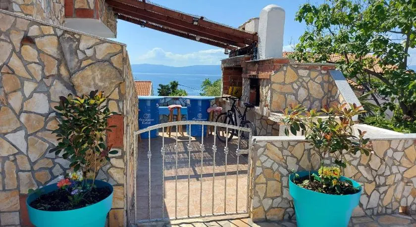 Apartmani Omišalj - Image 1