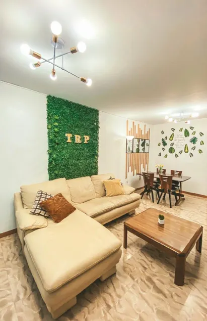 RUSTIC THEMED - 2BR TownHouse - near Clark Airport - TRP4 - Image 1