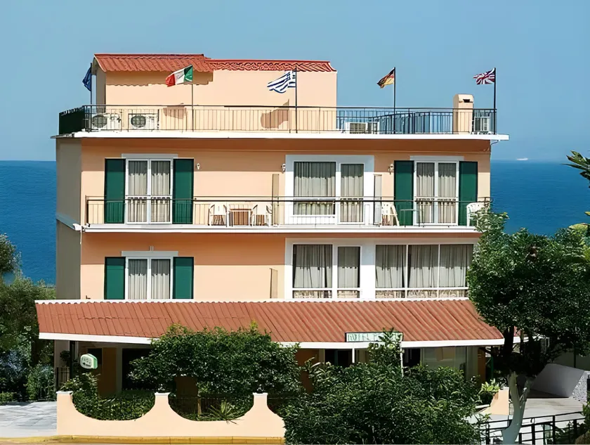 Hotel Perama - Image 1