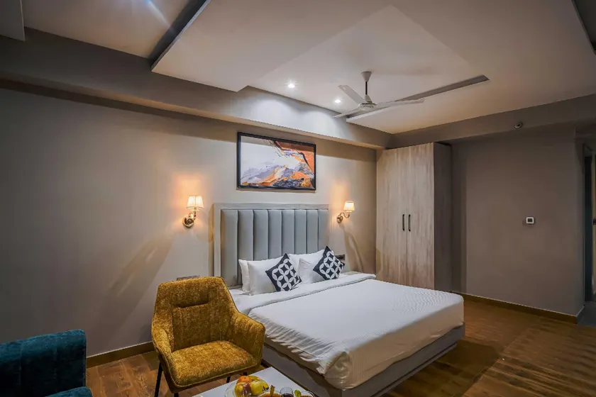 Clubhouse Hotel by CheckIn Chandigarh Mohali - Image 1