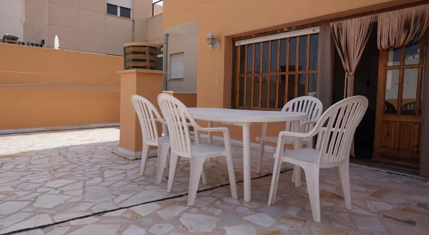Garrucha - Image 1