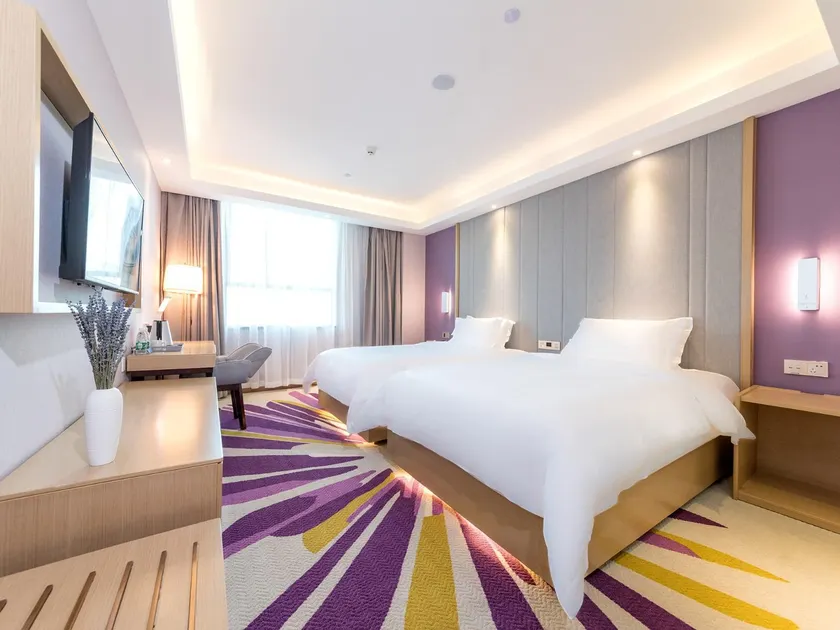 Lavande Hotels Xinyu Chengbei Square - Image 1