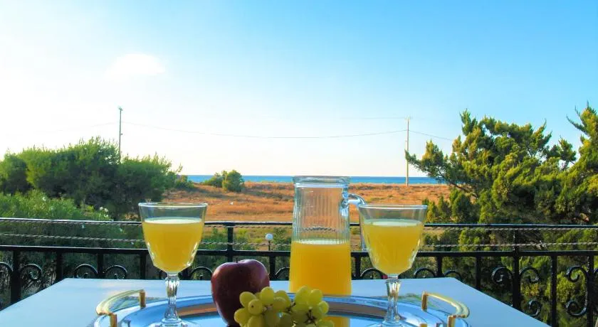 Lazaris Apartments in Agios Ioannis Lefkada - Image 1