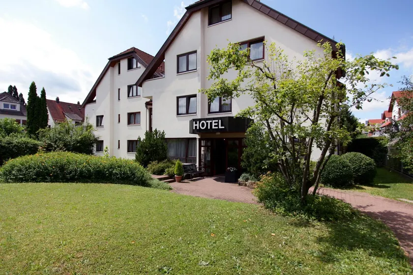 Hotel Flora Möhringen - Image 1