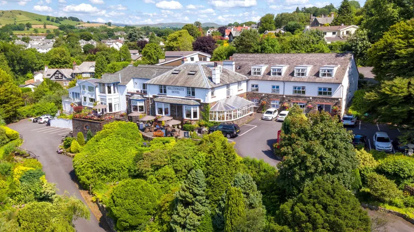 Windermere Hillthwaite Hotel - Image 1