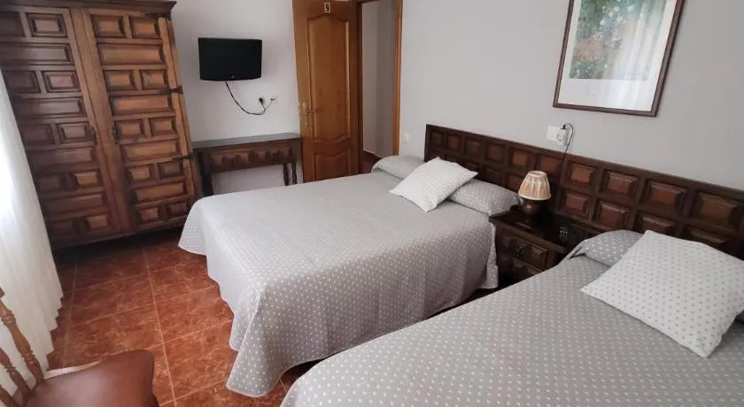 Hostal San Felix - Image 1