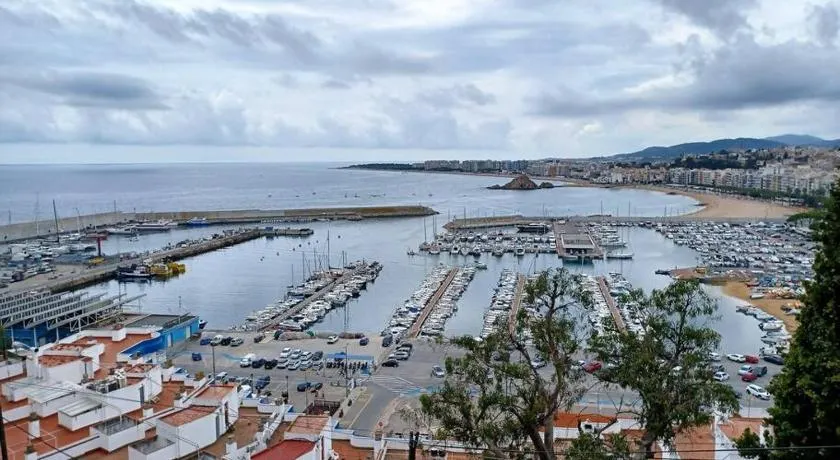 Loft con gran terraza a 5 minutos de la playa - Image 1