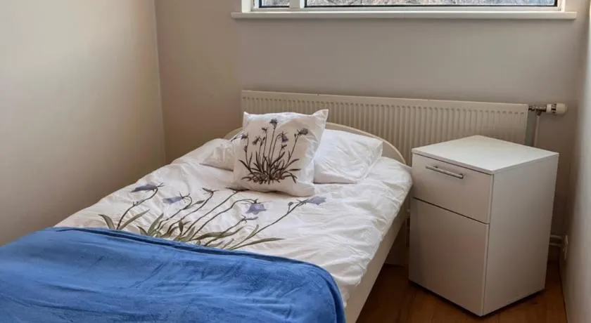 Quarto single - Image 1