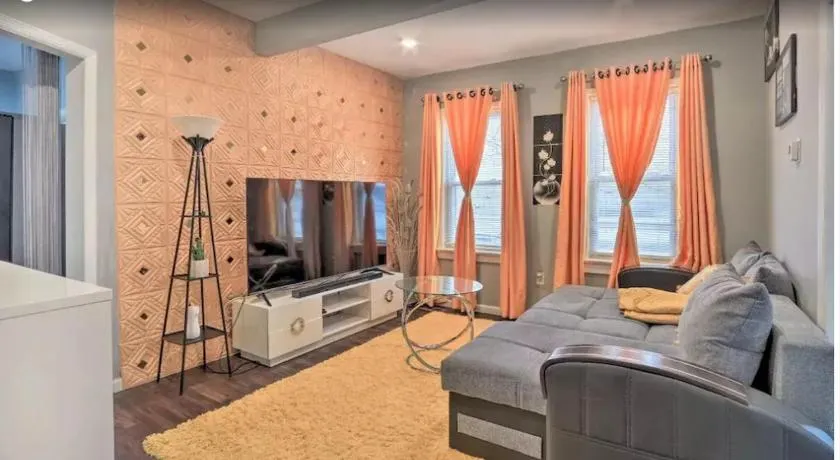 Luxury Home - Image 1