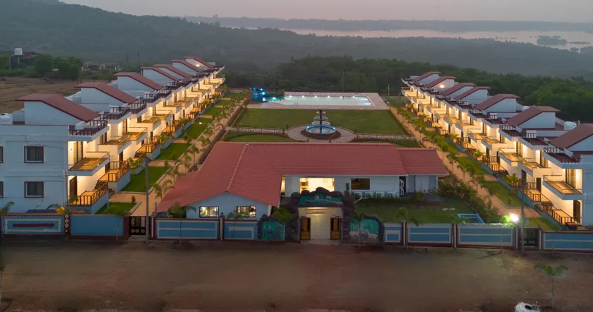 Baywatch Resort Bhogave Beach - Image 1