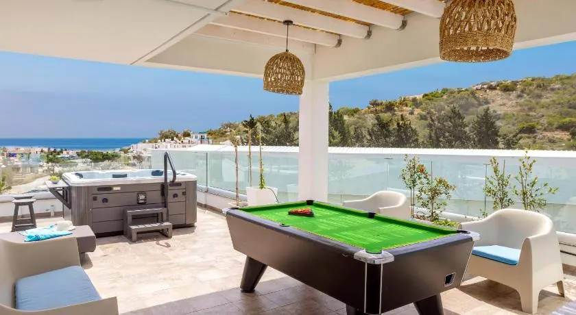 Fig Tree Bay Residences 3-Jacuzzi-Hotub -Pool - Image 1