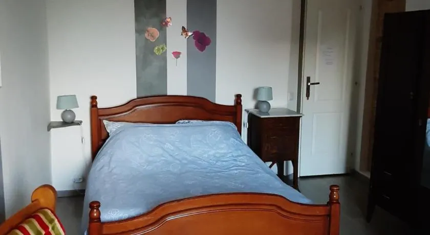 Chambre D'Hôtes avec petit Déjeuner - Image 1