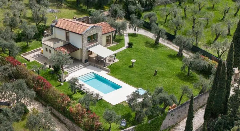 Villa Cipressi - Luxuri Lounge - - Image 1