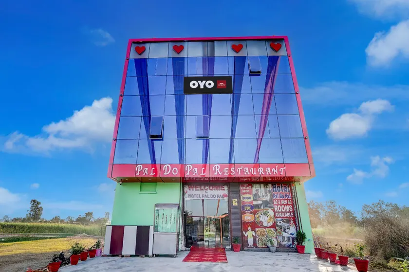 SPOT ON by OYO Hotel Pal Do Pal - Image 1