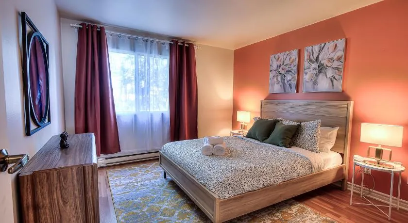 Free Parking! Montreal Adventure Home - Modern & Spacious Comforts! - Image 1