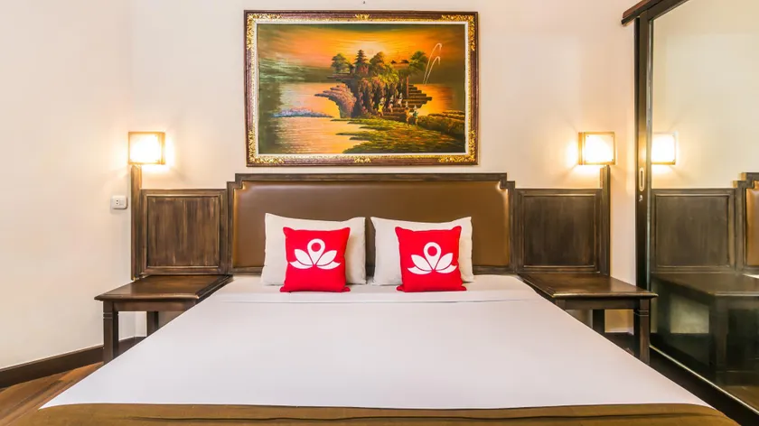 ZEN Rooms Kuta Flora - Image 1