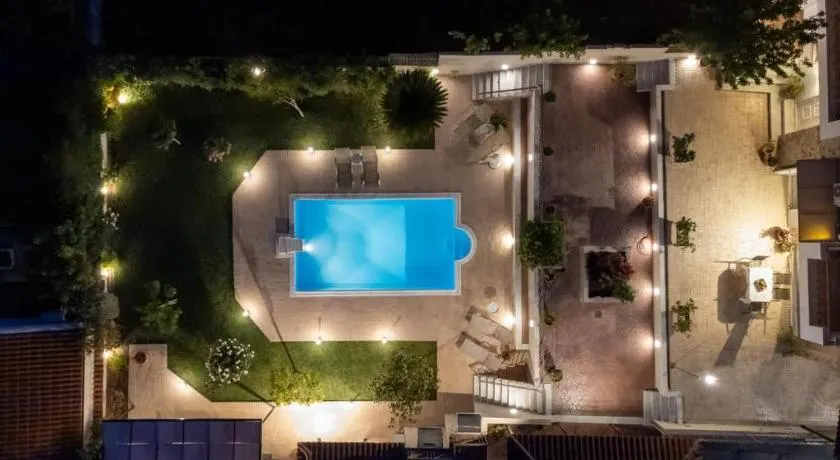Artemis Riviera Near Athen's Airport By SEM - Image 1