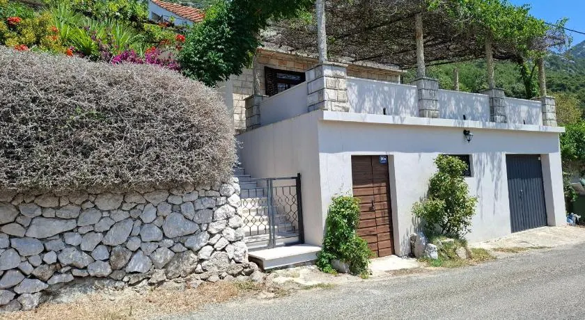 Holiday house Bore - Image 1