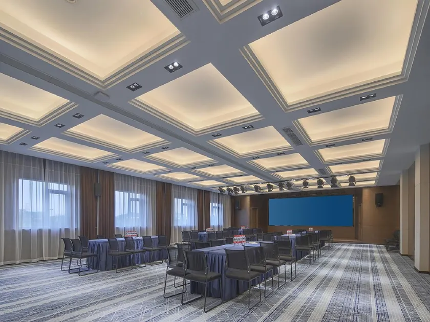 Hanting Hotel Nanjing Jiangning Binjiang Development Zone Park - Image 1
