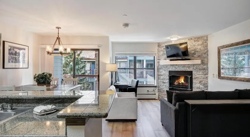 Winter Escape With Loft -Perfect Blend of Mountain &Town - Image 1