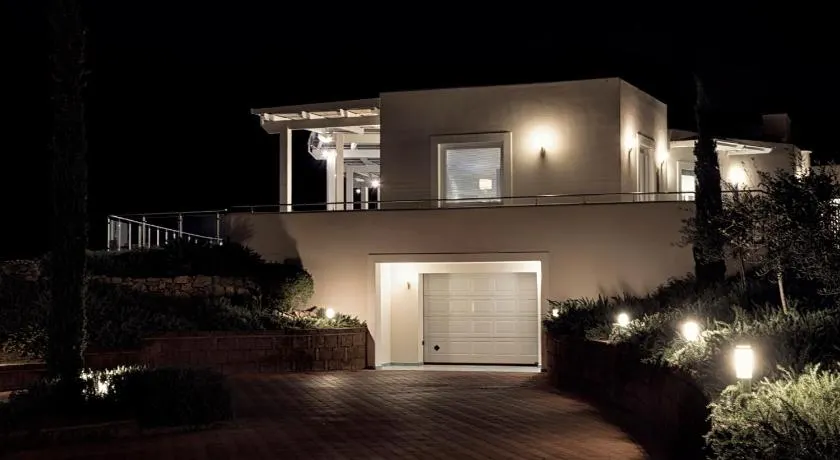 Moresco Park Hotel - Image 1