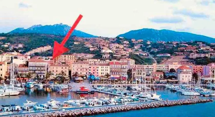 T2 récent climatisé à 100m du port - Image 1