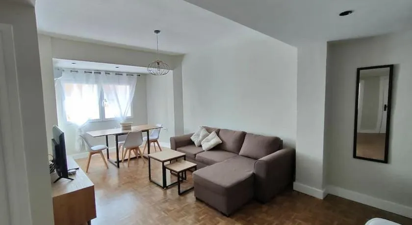 Céntrico apartamento inteligente - Image 1