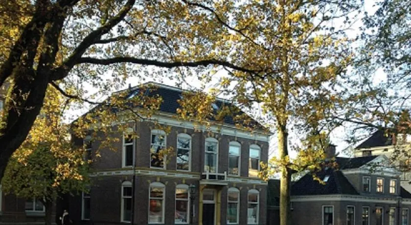 "In de Kloosterhof" Gratis privé parkeren - Image 1