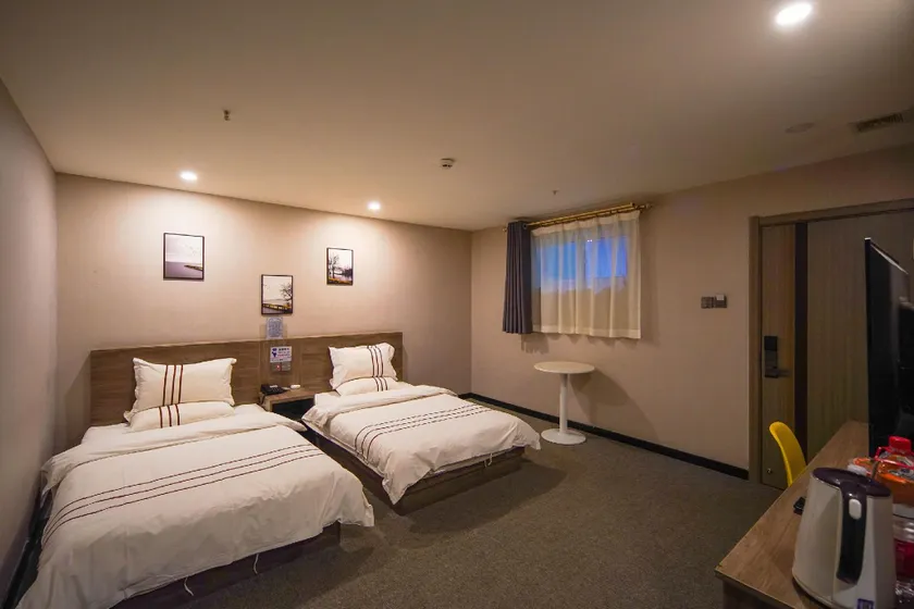Haiquan New Hotel (Lishi District Hongtai Plaza Branch) - Image 1