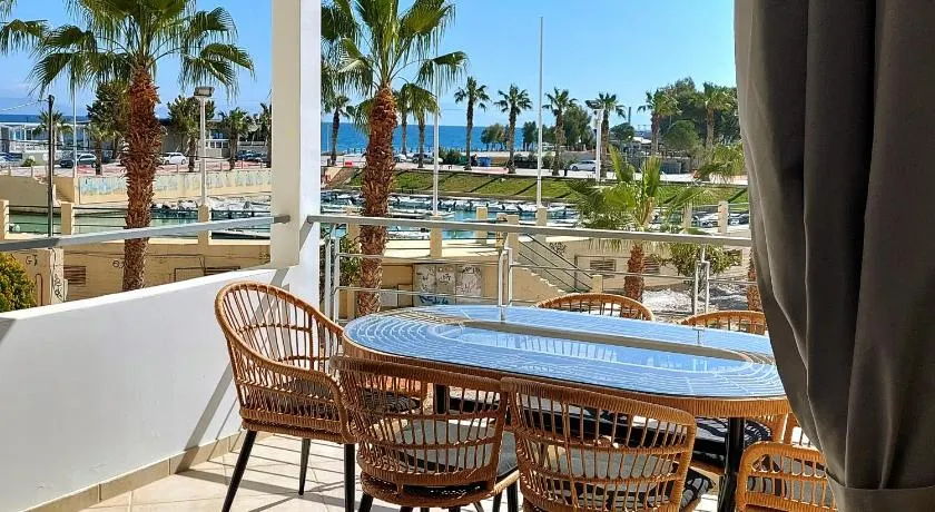 Mare Marina View 2 - Image 1