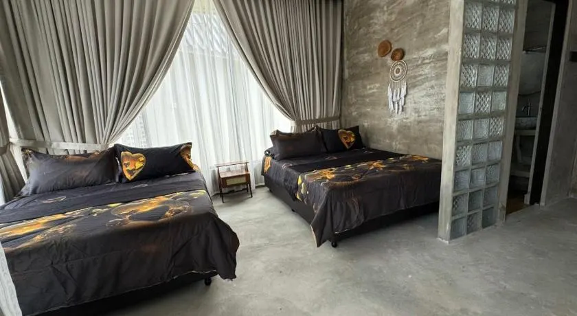 Villa D La Sa Pantai Penarik - Image 1