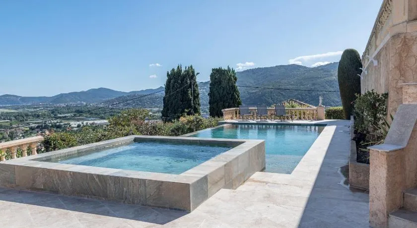 Villa Loubliere - Image 1