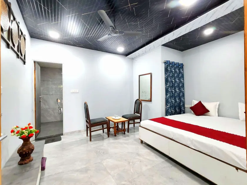 Samruddhi Villa and Cottage - Image 1