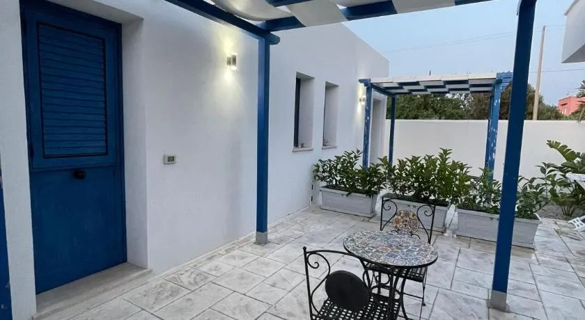 B&B Santorini - Image 1