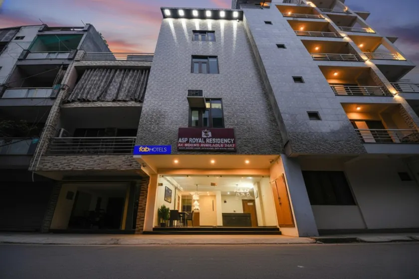 FabHotel ASP Royal Residency I - Janakpuri - Image 1