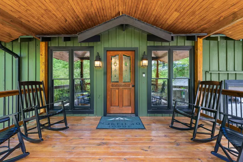 North 40 Lodge and Cabin - Image 1