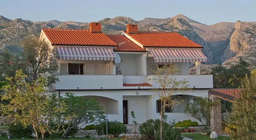 Apartments Punta - Image 1