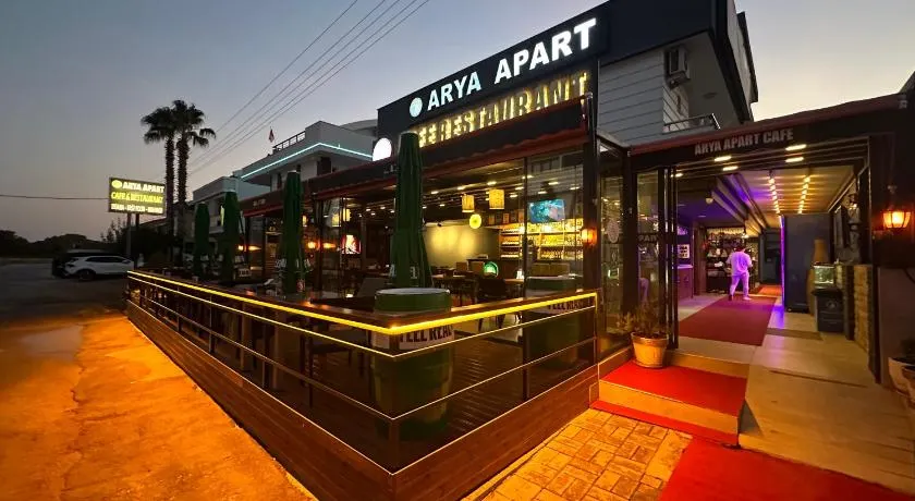 Arya Apart Kundu Hotel - Image 1