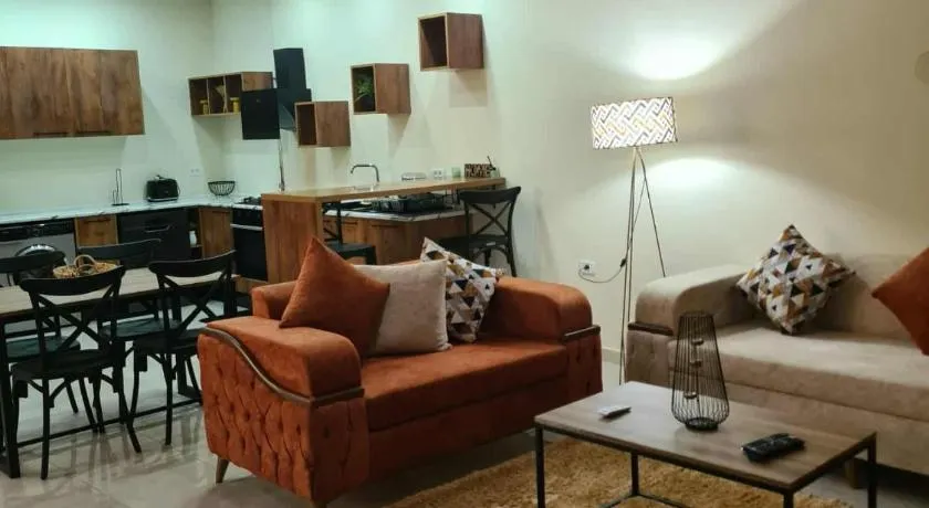 10 minutes from Monastir Airport, private apartment with a very large open plan layout - Image 1