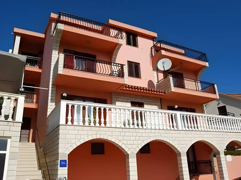 Beautiful Seaview Apartments Loncar - Image 1