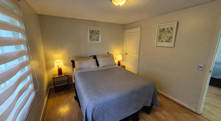 Entrehoteles Suites - Image 1