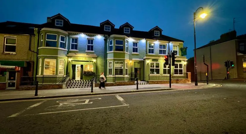 Hotel 119 - Image 1