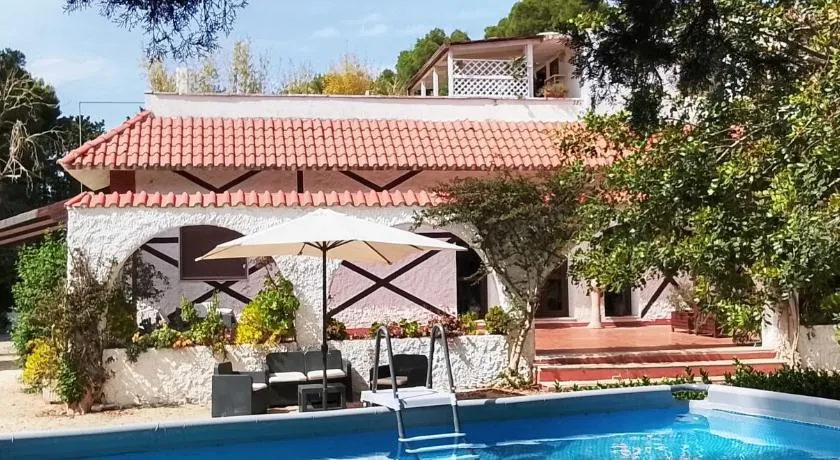 Gli Archi Country Home - Image 1