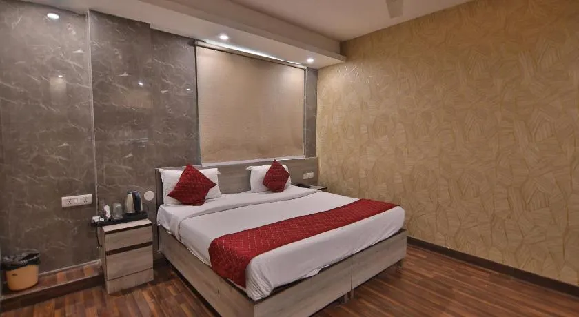 Hotel Aravali Residency Near ILBS, Vasant Kunj - Image 1